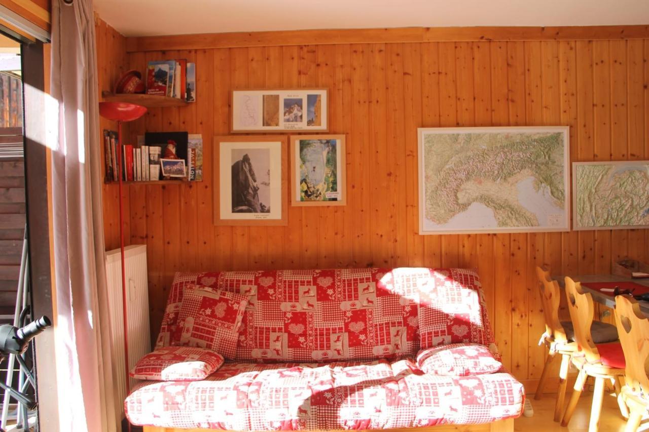 Comfortable Apartment With Terrace In Chamonix Exterior photo